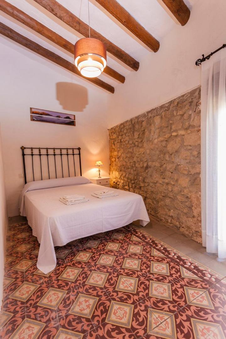 Apartamentos Casa Samper Santa Eulalia de Gállego Oda fotoğraf